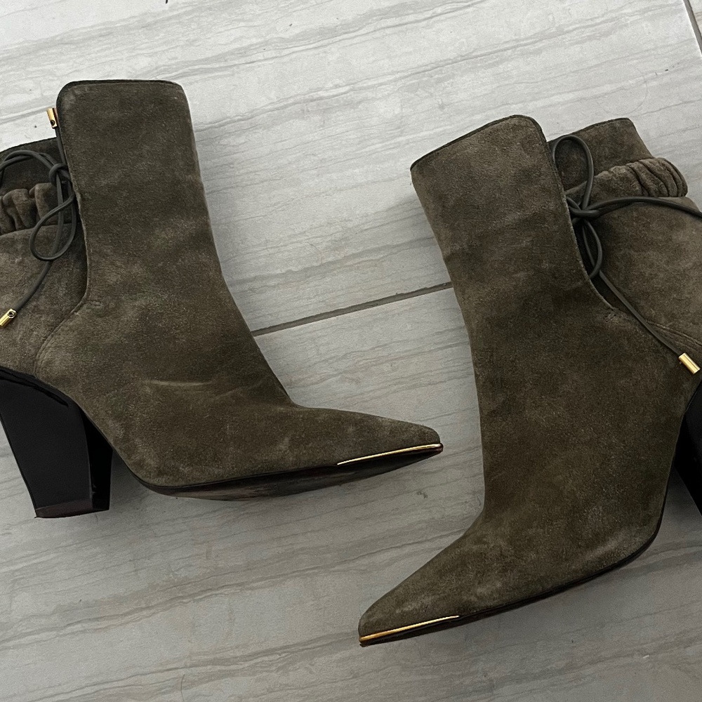 Ladies Tory Burch Olive Suede Booties, Size 7.5, Worn Only Once